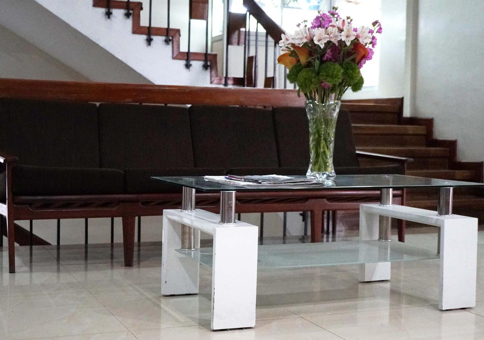 Hotel Lottus Quito Zewnętrze zdjęcie
