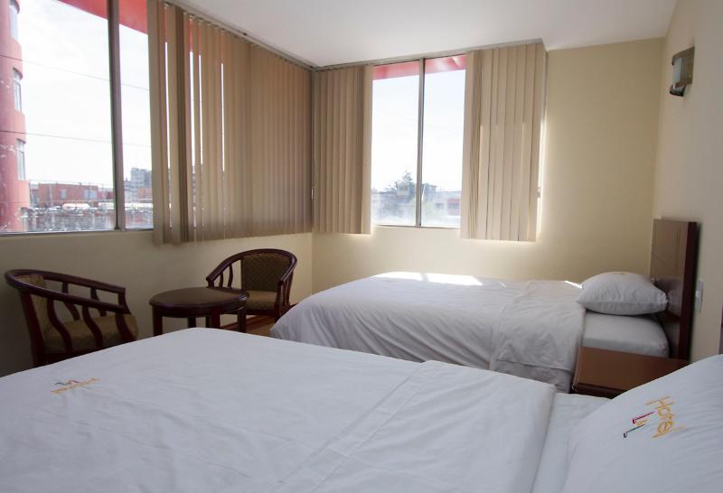 Hotel Lottus Quito Zewnętrze zdjęcie